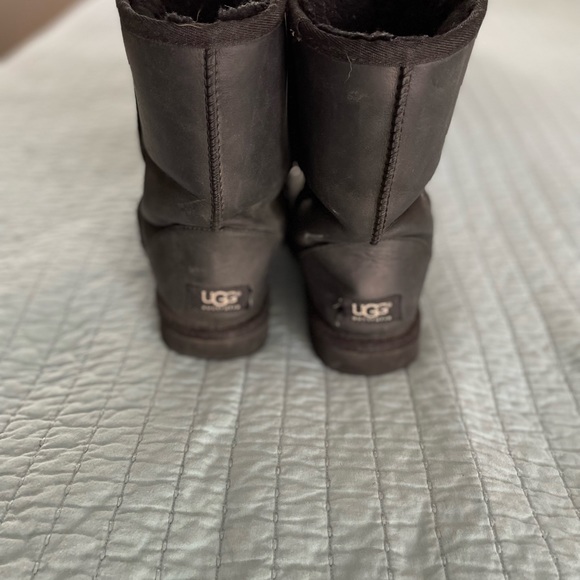UGG black boots size 7 - Picture 5 of 9
